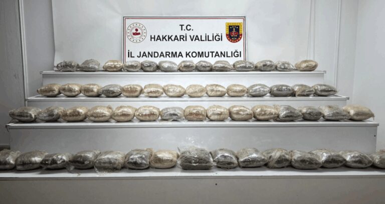 hakkaride-34-kilogram-uyusturucu-yakalandi-jEem6i9s.jpg