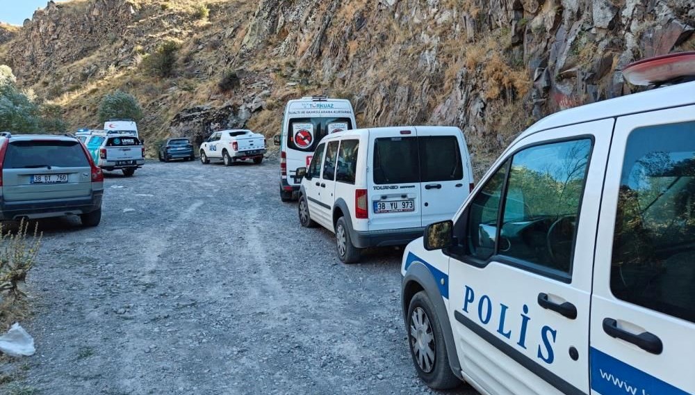 Kayseri’de feci olay: Kayalıklardan düşen dağcı yaşamını yitirdi