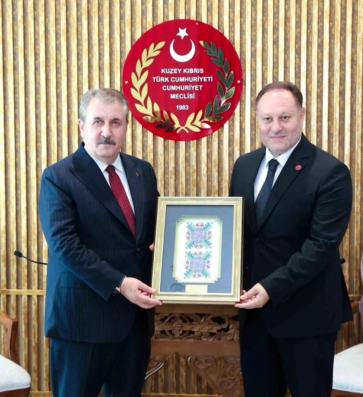 BBP Genel Başkanı Destici, KKTC Cumhuriyet Meclisi Başkanı Öztürkler ile bir araya geldi