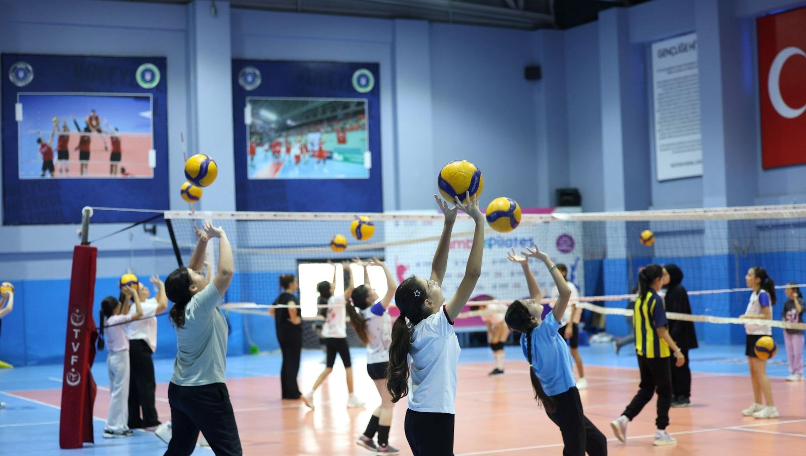 Büyükşehir kış spor okulları başladı