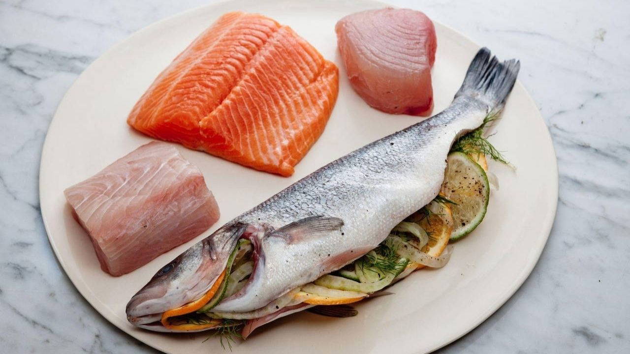 Pratik ve etkili yöntemlerle mutfağınıza ferahlık katın: Balık kokusunu gidermede etkili 8 doğal yöntem