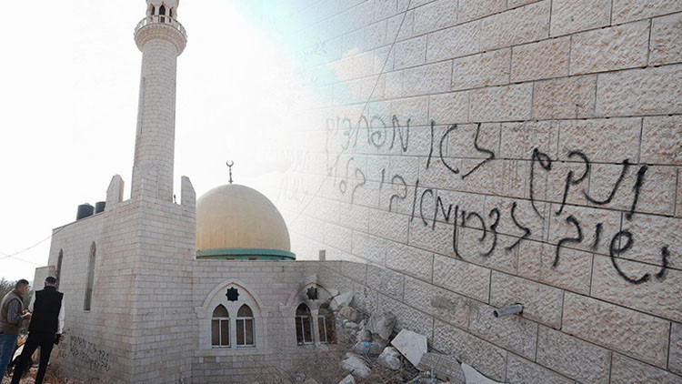 Batı Şeria’da çirkin saldırı: Yerleşimci İsrailliler cami kundakladı