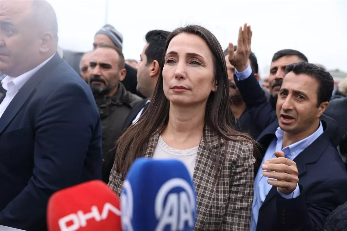 DEM Parti’den Demirtaş’a Ziyaret