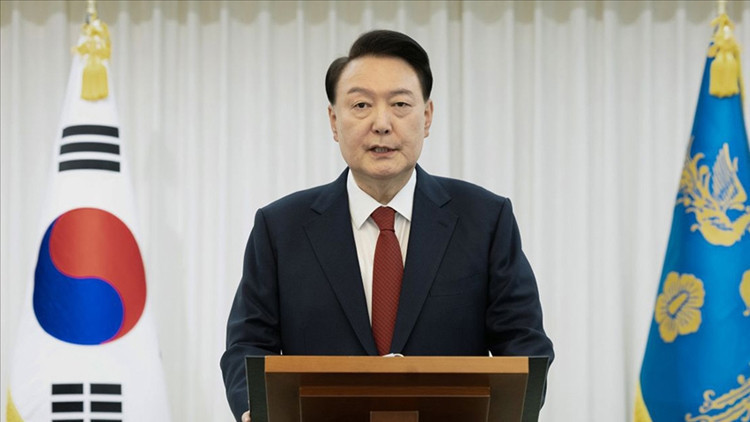 Güney Kore’nin eski lideri hakkında gözaltı kararı