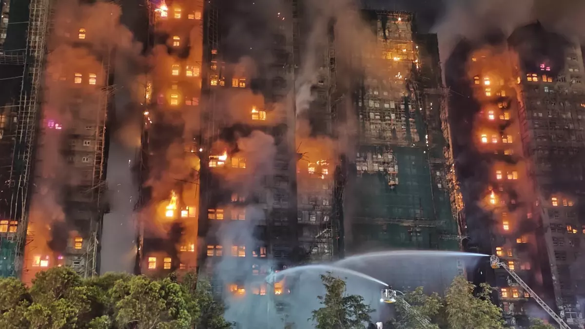 Hong Kong’da Yangın: 128 Ölü