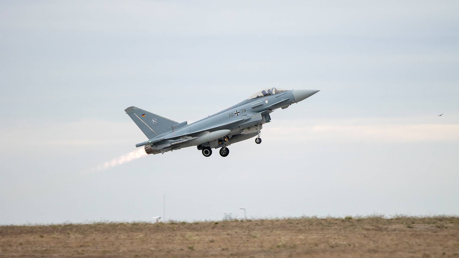 Murat Yetkin: MSB, Eurofighterların gerektiğinde Yunanistan’a karşı kullanılamayacağı iddialarını reddetti