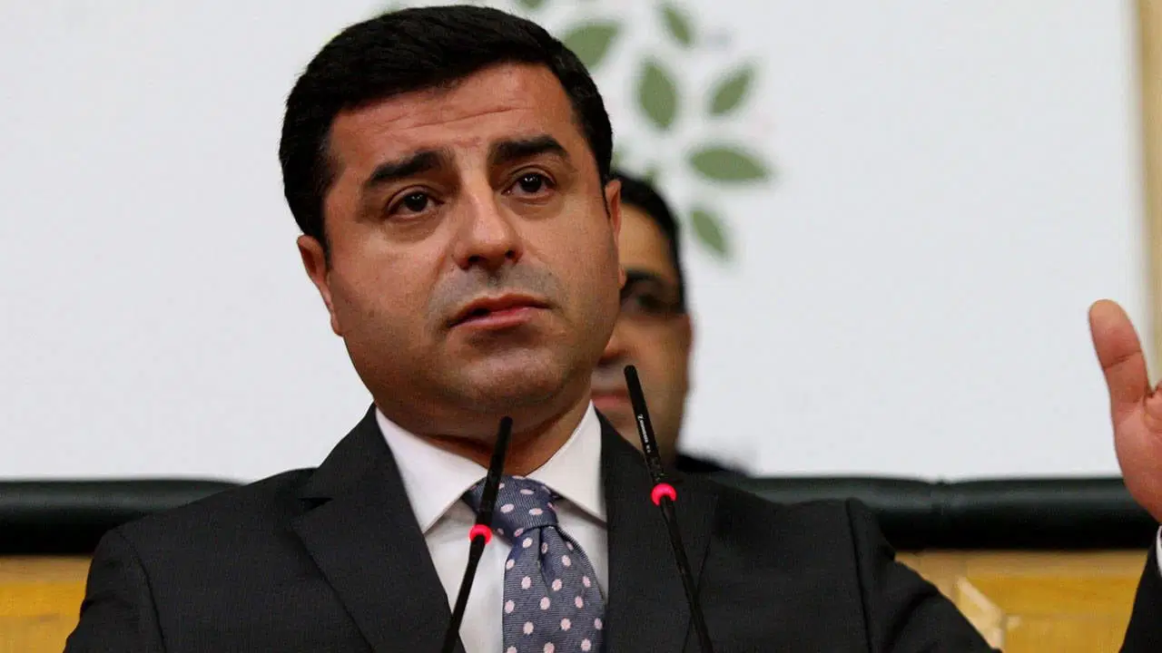 Son Dakika… DEM Parti Selahattin Demirtaş’ı ziyaret etti: Demirtaş’tan İmralı çağrısı