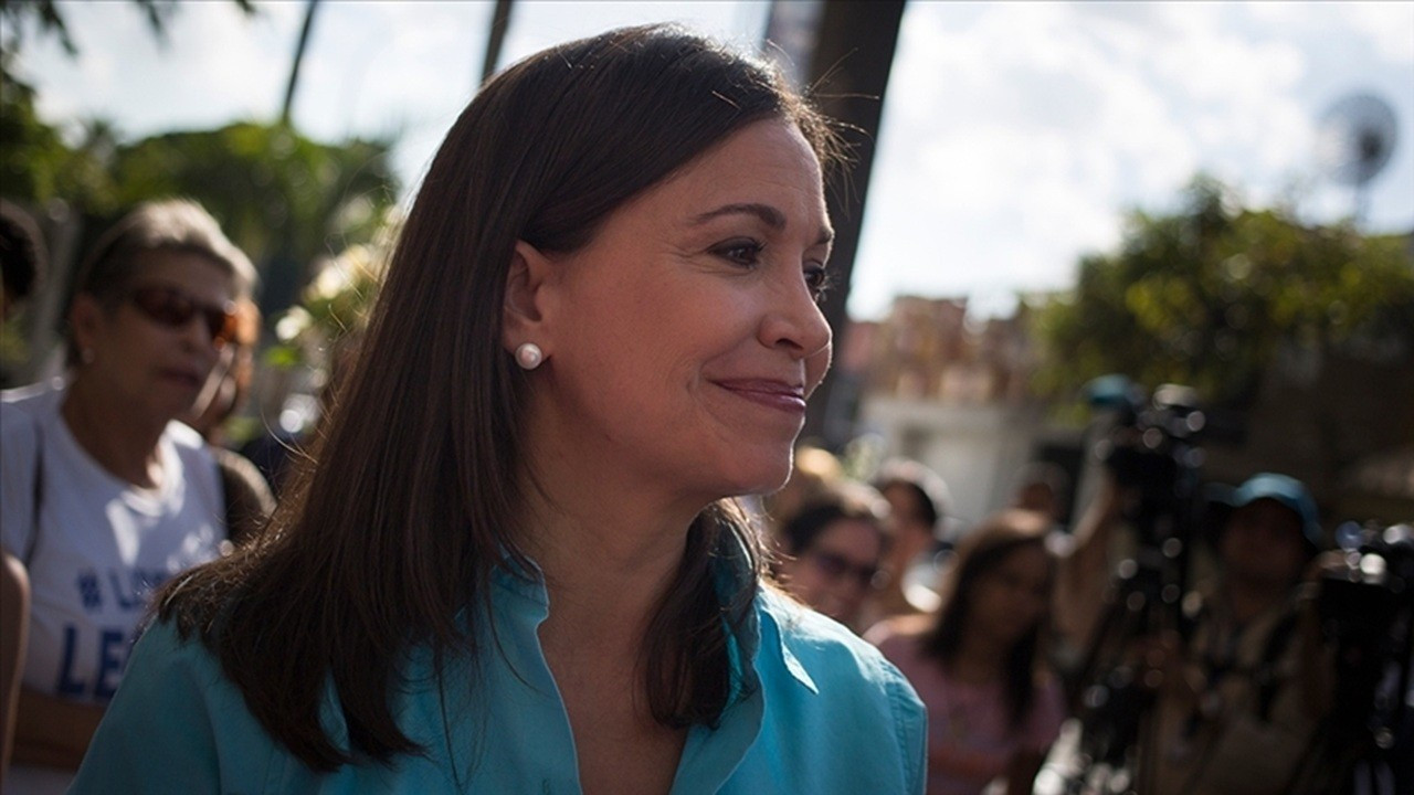 Venezuela’da tansiyon yükseliyor: Machado’dan rejime başkaldırı çağrısı