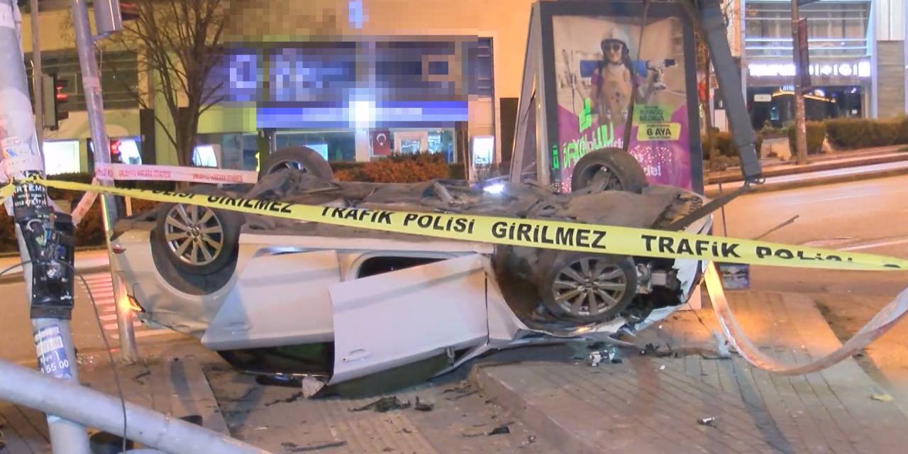 Ankara’da gece yarısı feci kaza! Otomobil takla attı
