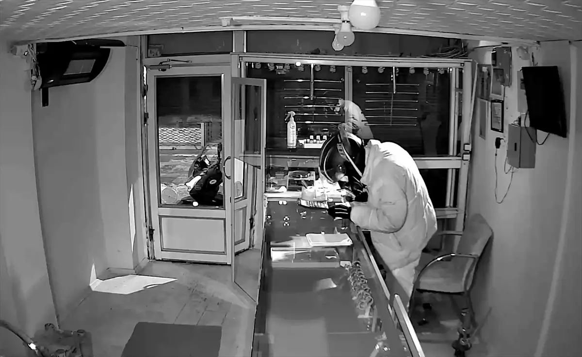 Iğdır’da Kuyumcu Soygunu, 3 Şüpheli Yakalandı