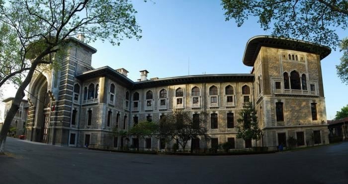 İstanbul Erkek Lisesi’nde şiddet ve taciz iddiaları. Öğrencilerin cezaları belli oldu