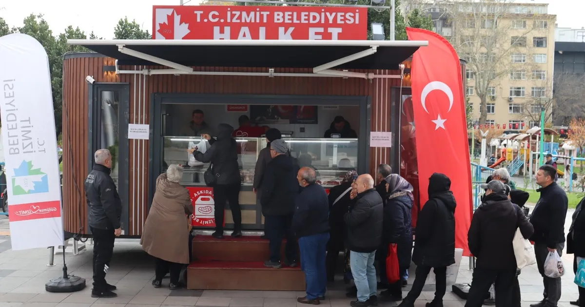 İzmit’te Halk Et yoğun ilgi gördü