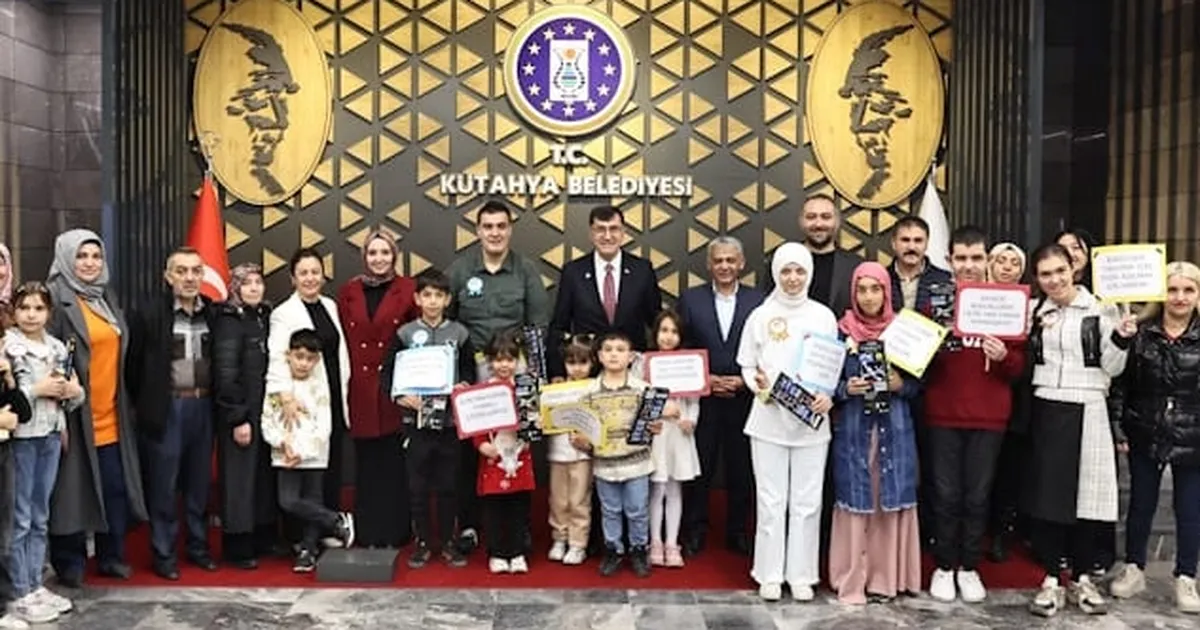 Kütahya’da Başkan Kahveci, özel öğrencileri ağırladı