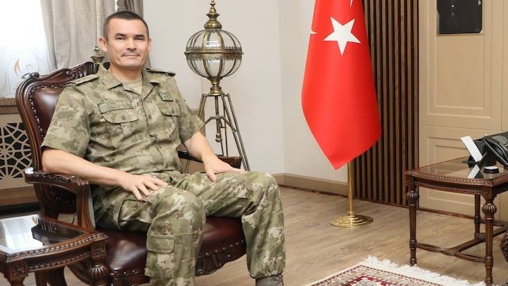 Makam aracıyla insan kaçakçılığı yapan eski tuğgeneralin cezası kesinleşti