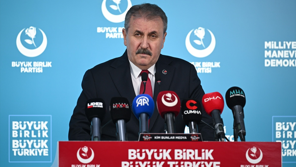 Mustafa Destici: Asgari ücrete yüzde 50 zam yapılmalı