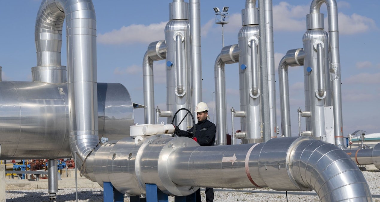 Türkiye doğal gazda bölgesel ihracat üssü oluyor