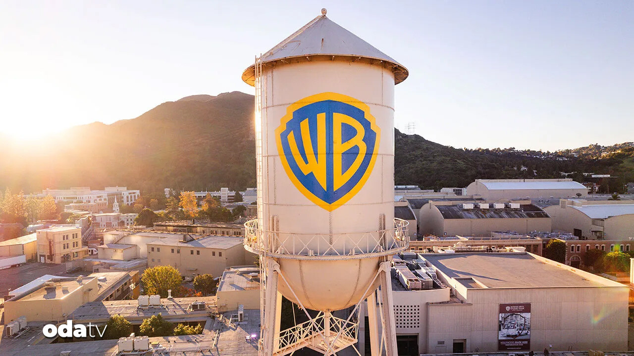 Warner Bros ‘çekişmesinde’ yeni gelişme: Bir şirket çekildi