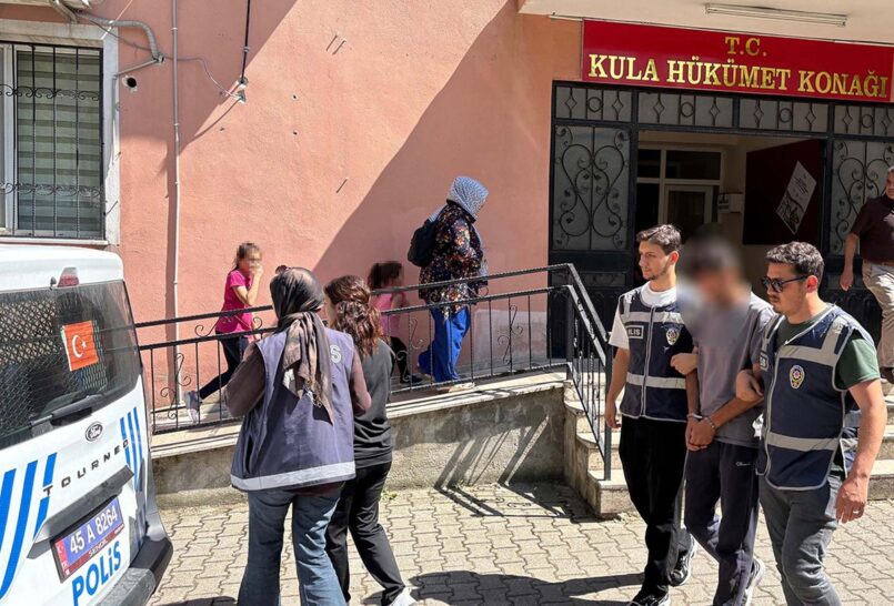 Malatya’da otomobil devrildi: sürücü yaralandı