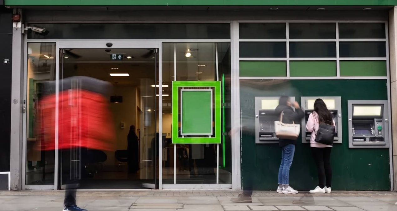 Dev bankadan küçülme kararı: 233 şubesini kapatıyor